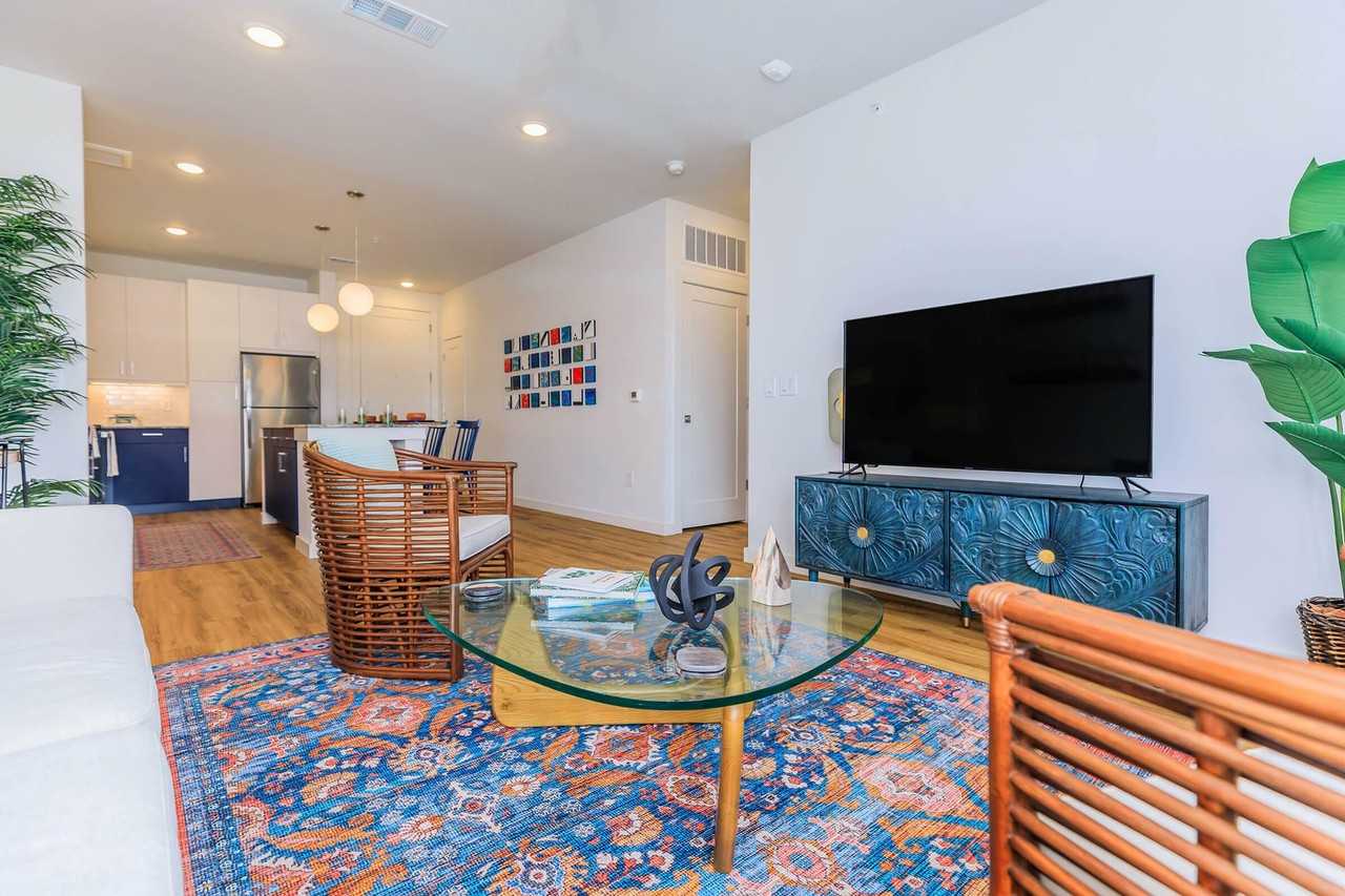 The Dacoma - Photo 7 of 36