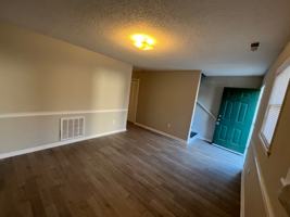 featured image of 131 Carriage Pl #1