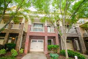 featured image of 815 Charles Bank Ave Se #1
