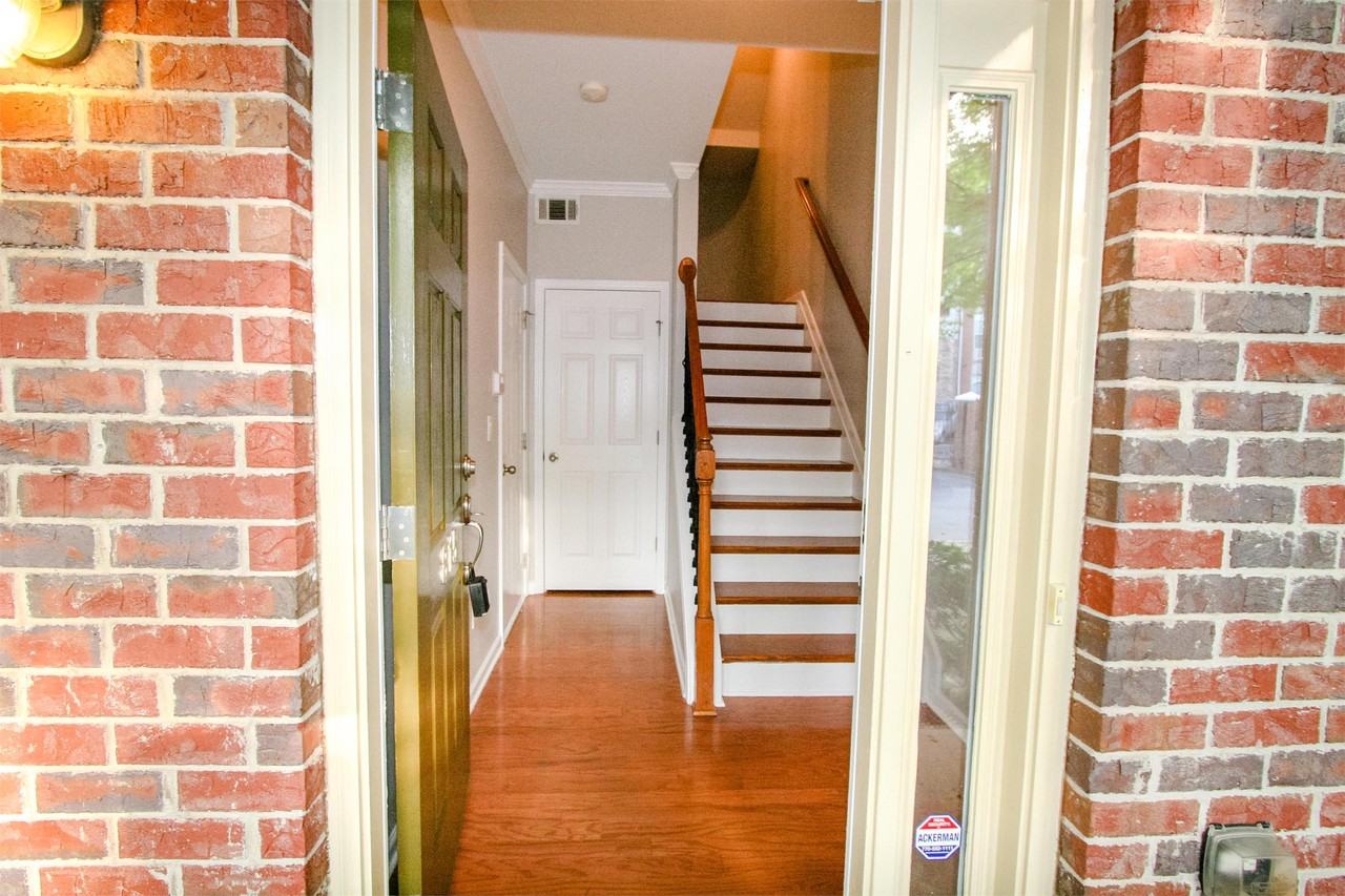 815 Charles Bank Ave Se #1 - Photo 4 of 41