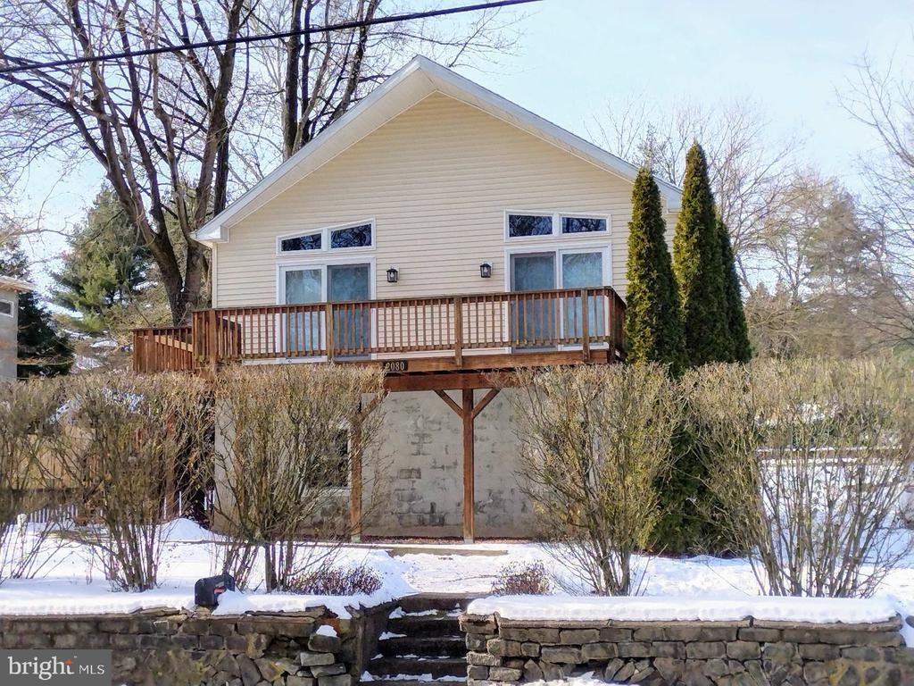 2080 S Delaware Dr - Photo 2 of 12