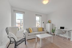 Markham St & College St - Photo 1 of 1