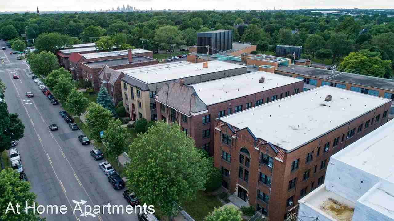 Grand Heritage Apartments - Photo 3 of 12