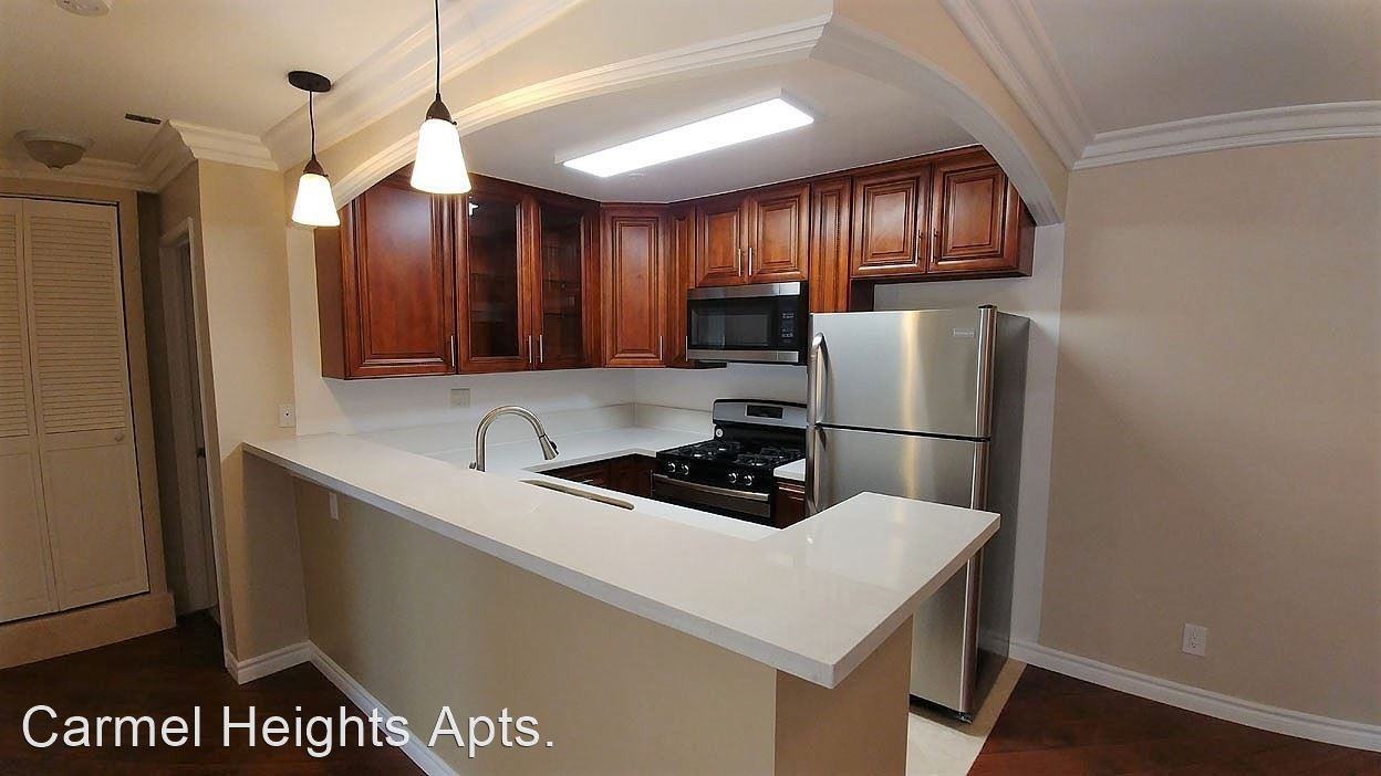 Carmel Heights Apts - Photo 3 of 5