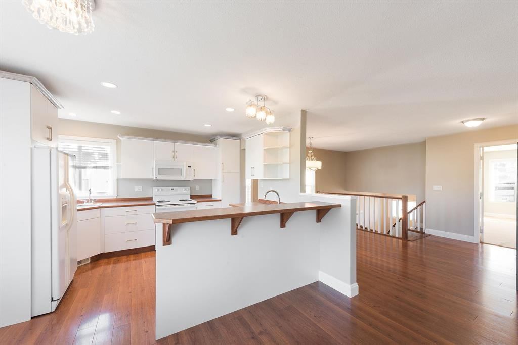 #Upper 5713 Kathleen Drive - Photo 2 of 28