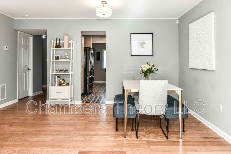2318 Glade Bank Way - Photo 6 of 32