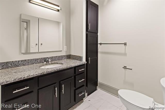 10 Grand River Ave - Photo 7 of 9