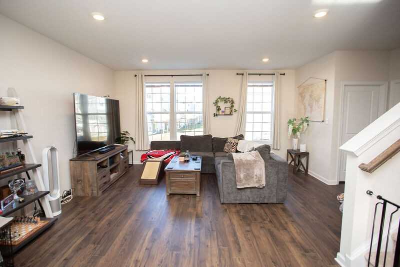28 Foundry Blvd - Photo 2 of 45