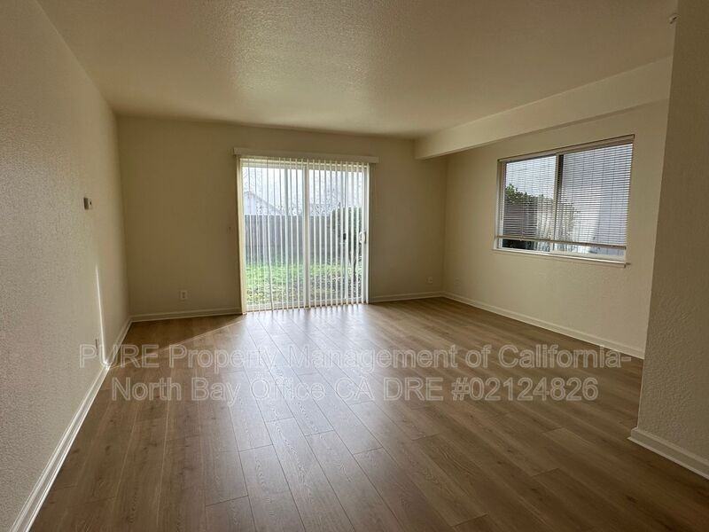 311 Jesse Ray Pl - Photo 2 of 15