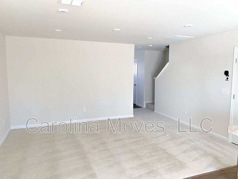 156 Sarnesfield Way - Photo 3 of 14