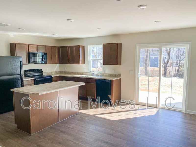 156 Sarnesfield Way - Photo 4 of 14