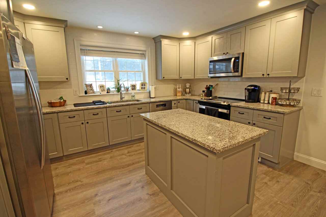 73 Main Street - Photo 3 of 13