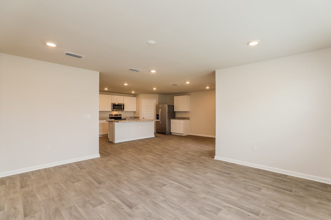 5812 5812 Tiagra Dr - Photo 3 of 13