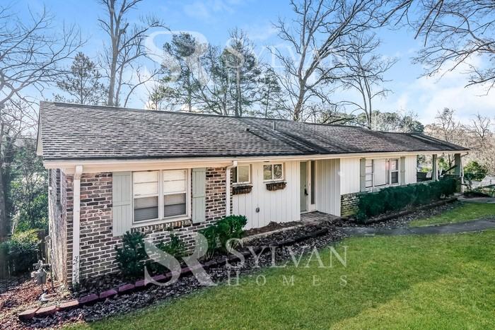 1109 Sunset Blvd - Photo 2 of 16