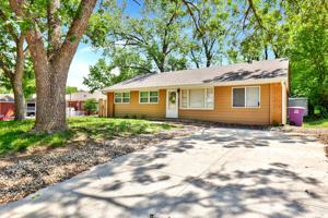 featured image of 2031 College View Rd #1