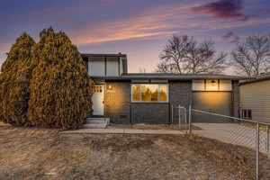 featured image of 2275 31st St #1