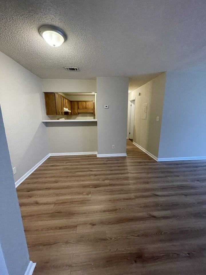 882 Deer Wood Ln #882 - Photo 3 of 20