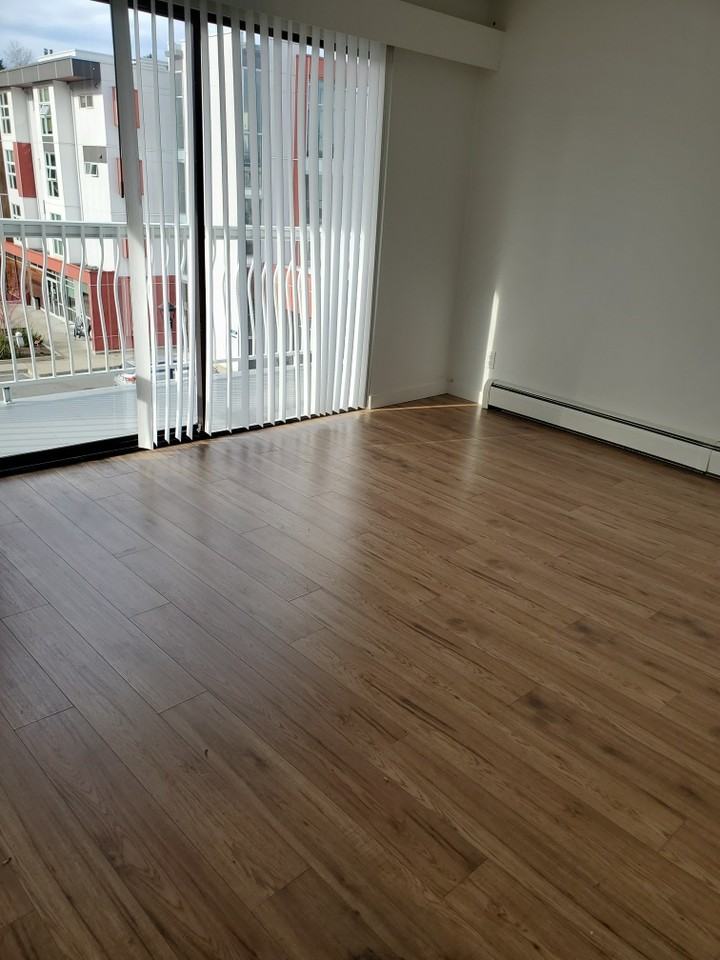 1595 Boundary Cres #D15 - Photo 2 of 11