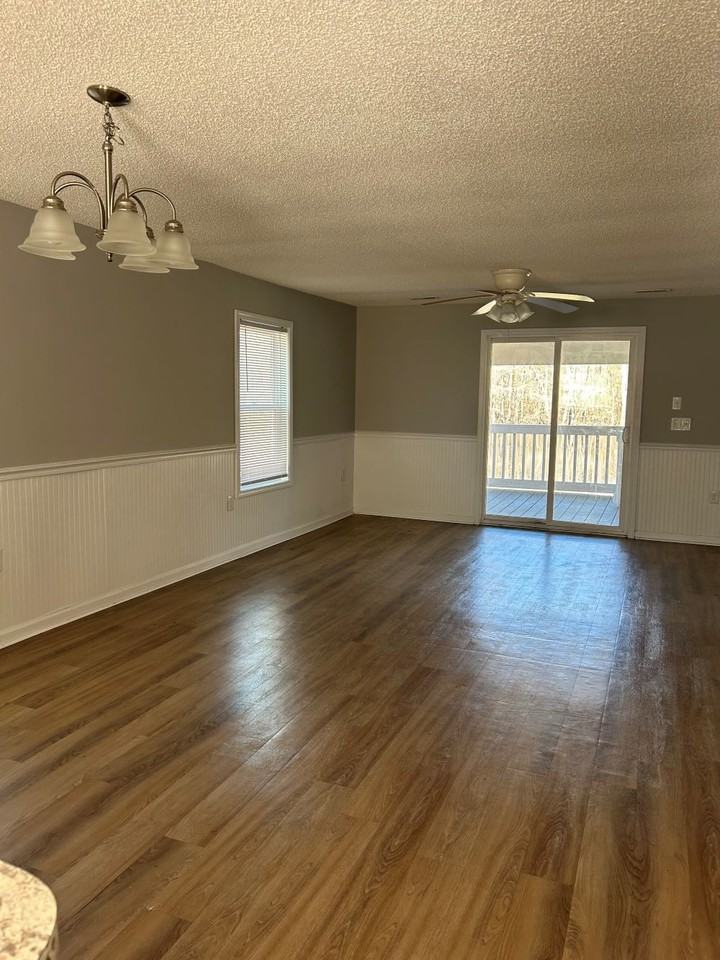 1068 Waccamaw Dr #A - Photo 3 of 21