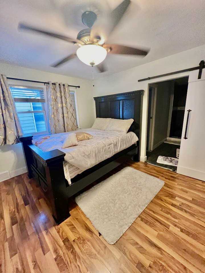 1112 11th St S #1 - Photo 5 of 12