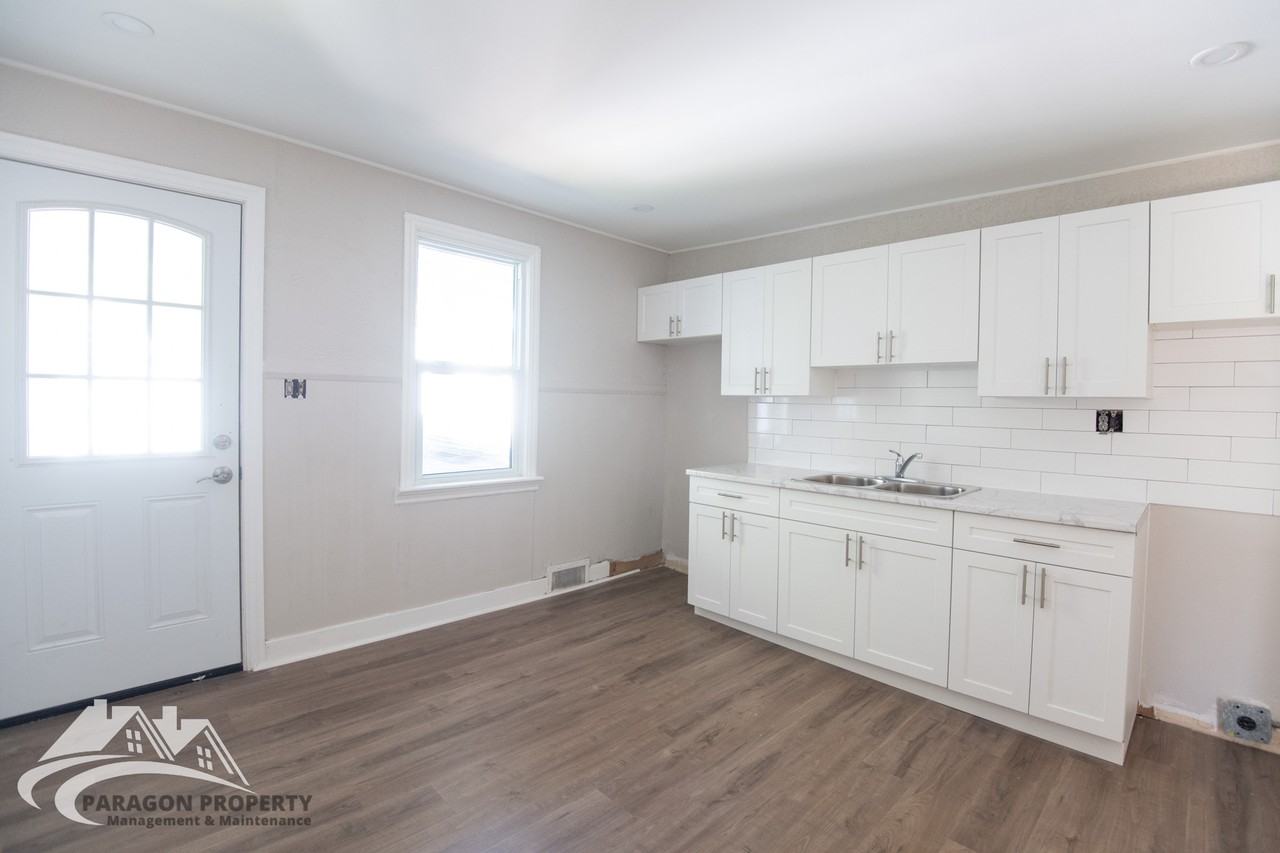 192 Forest St #3 - Photo 2 of 11