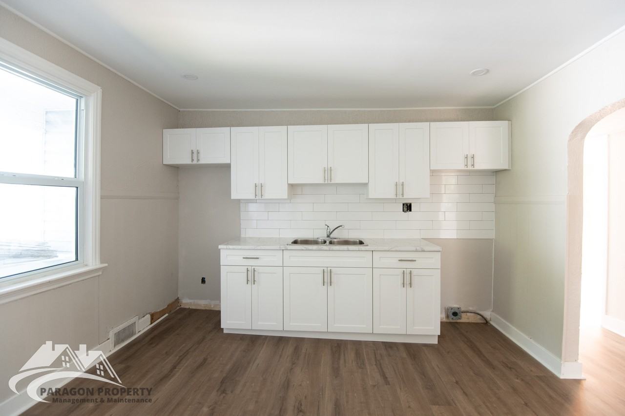 192 Forest St #3 - Photo 3 of 11