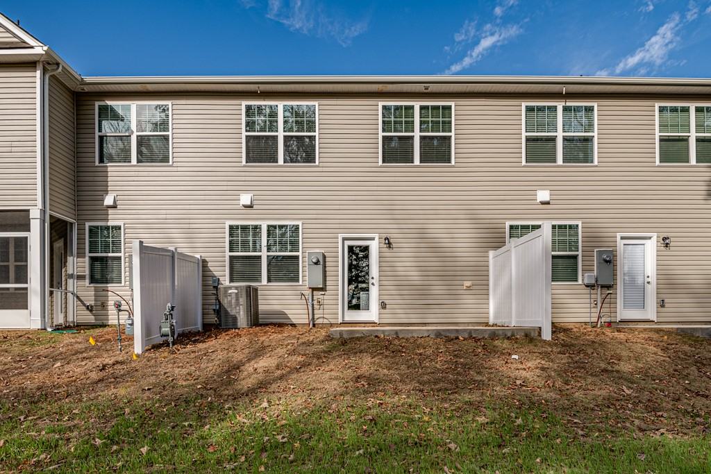 13045 Cottage Crest Ln #1 - Photo 3 of 21