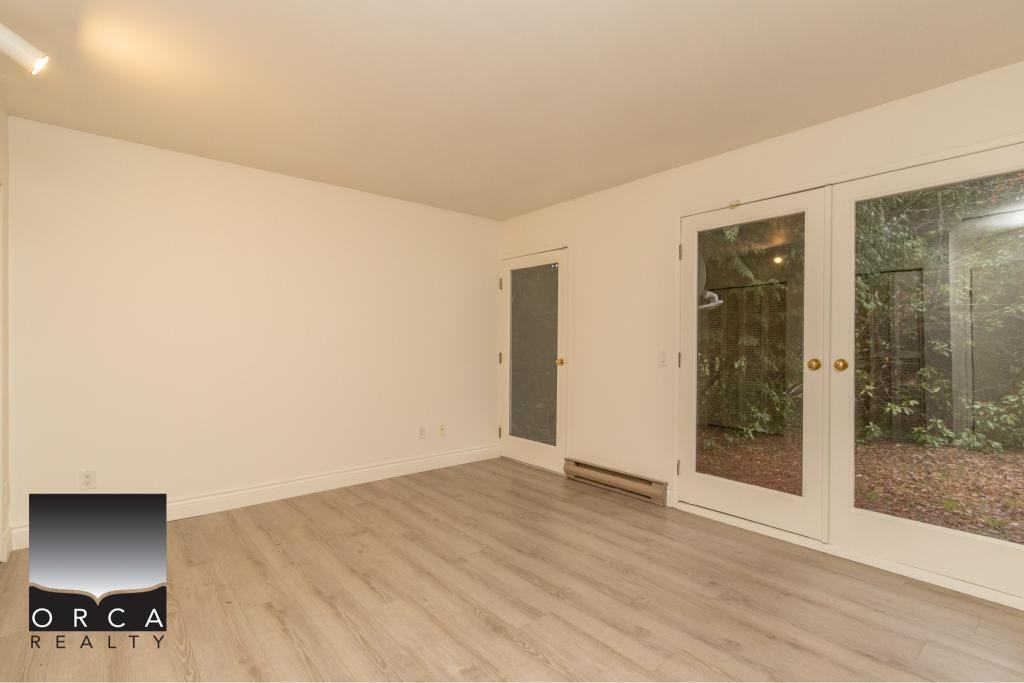 396 Stevens Dr - Photo 3 of 46