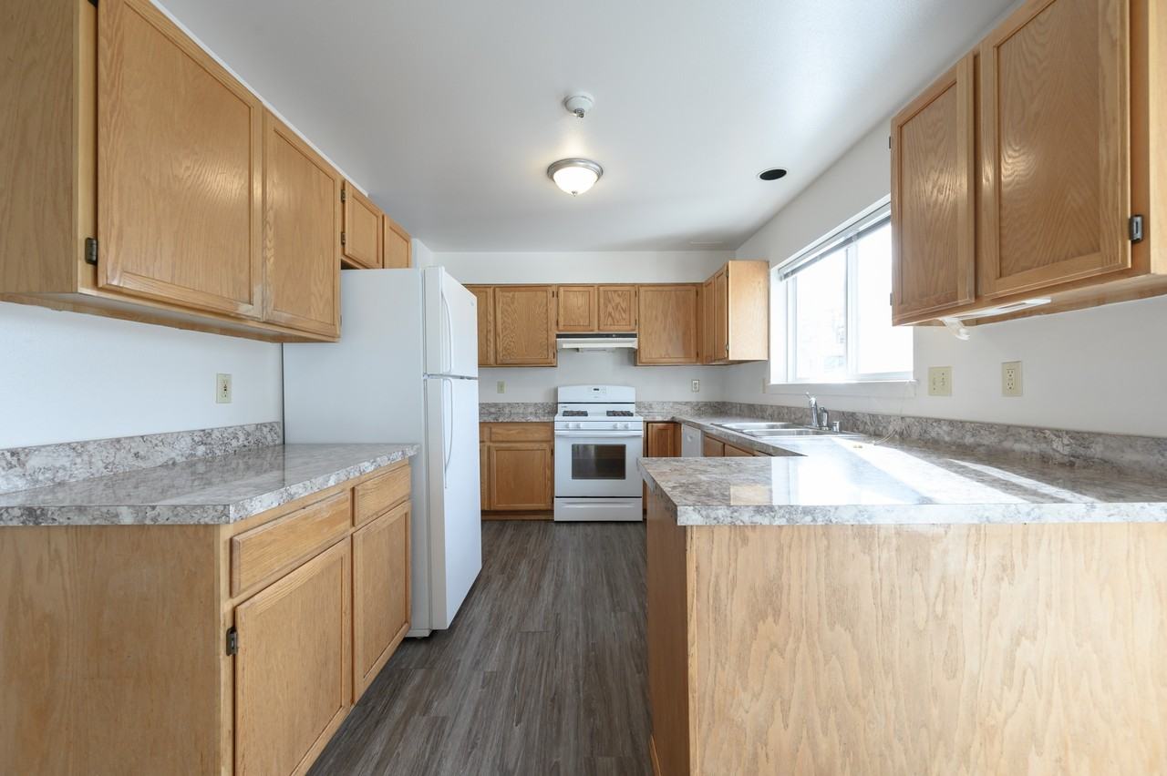 Lion Head Apartments 8583 Vinup Rd 8585, Lynden, WA 98264 Zumper