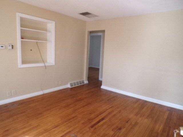 2155 Gray St - Photo 2 of 23