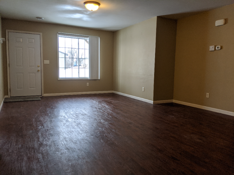 1606 S German St - Photo 3 of 20