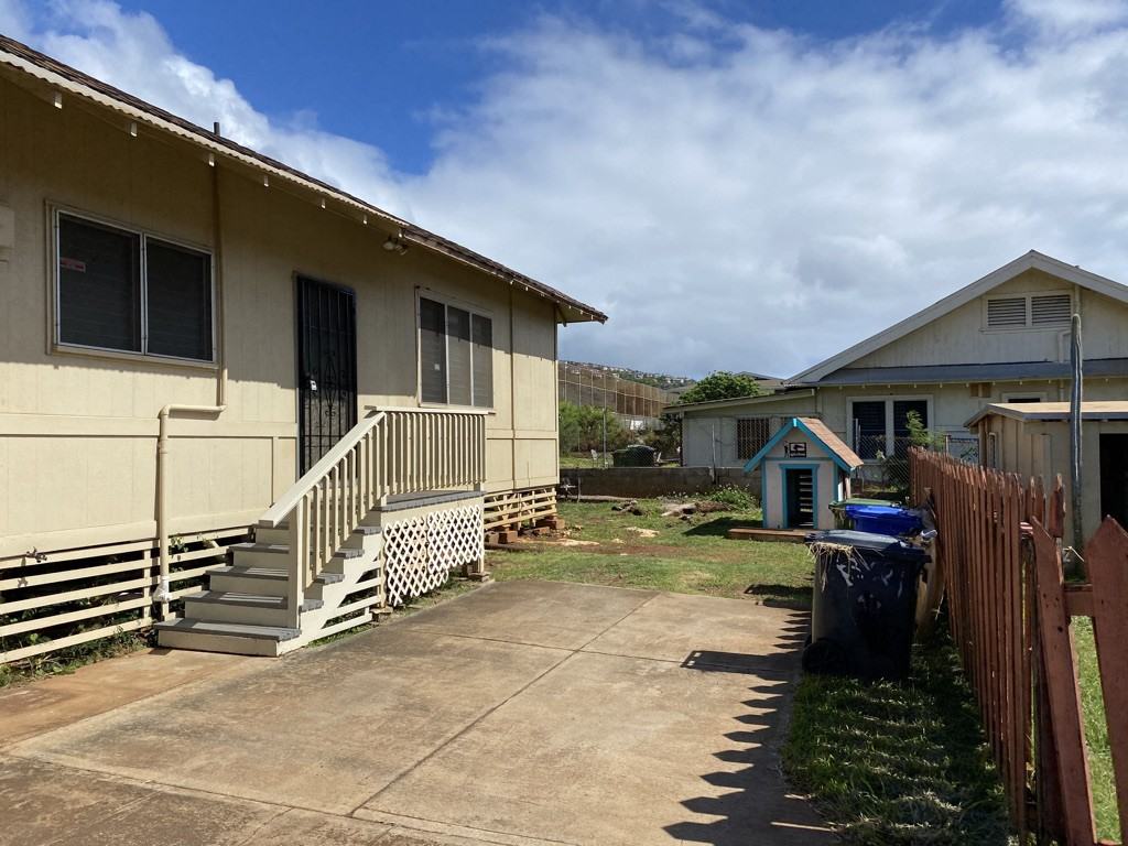 5118A Kalanianaole Hwy - Photo 2 of 17