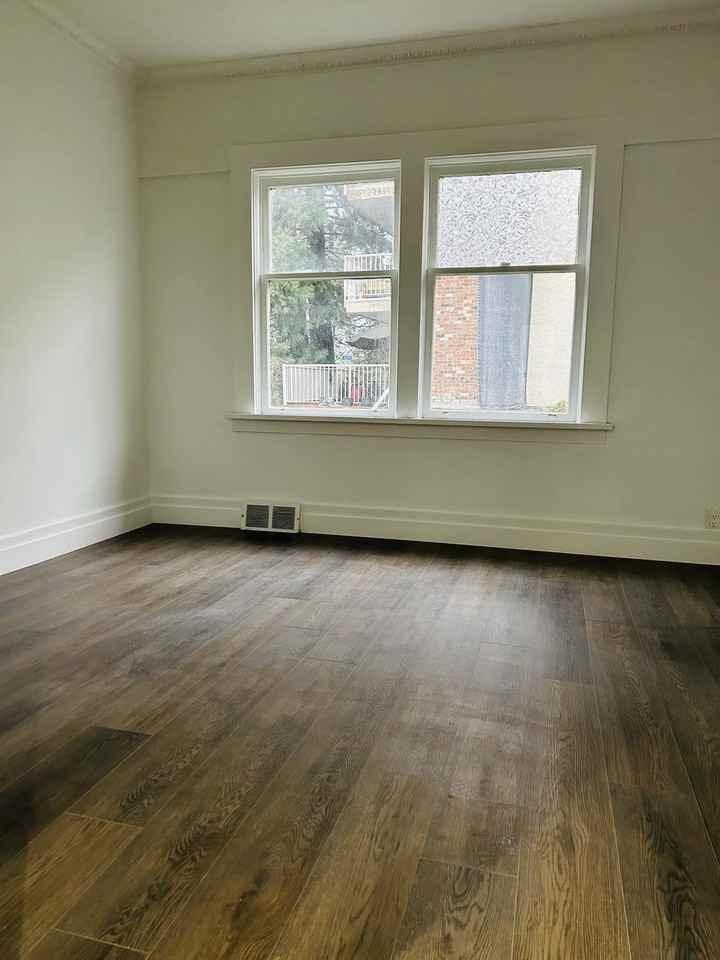 8080 No. 3 Road - Photo 3 of 6