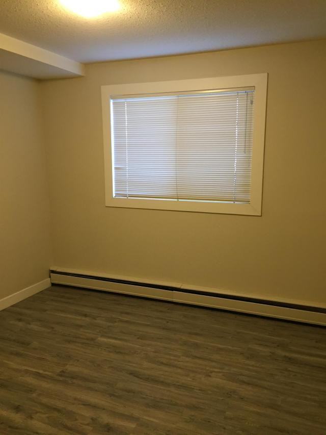 2157 - 2157 Rae Street - 1 - Photo 2 of 8