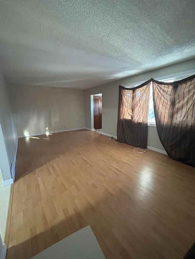 1556 Retallack St - Photo 3 of 18