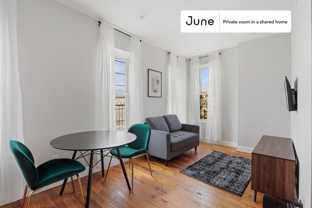 570 Putnam Ave #C - Photo 1 of 1