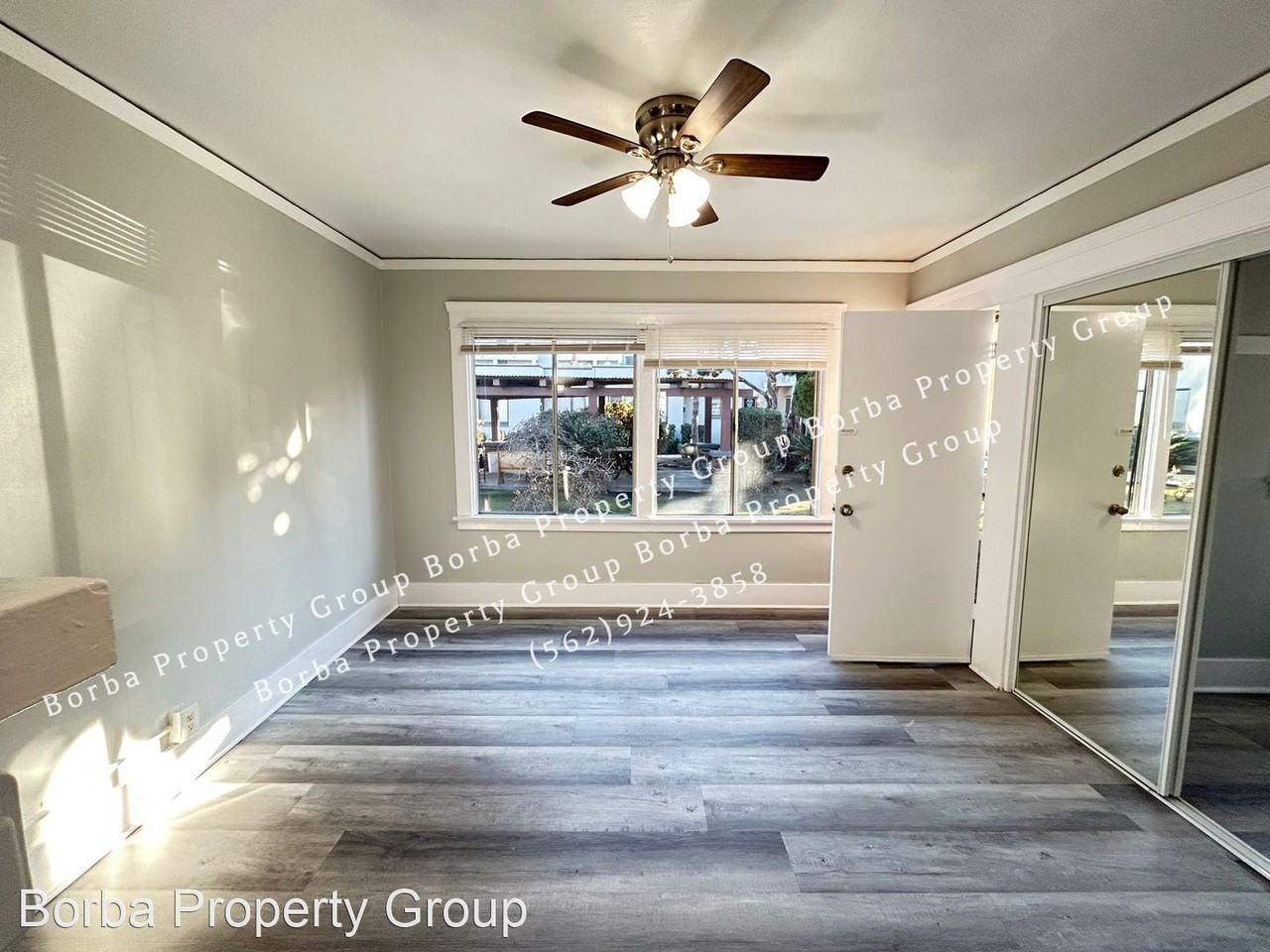 910-924 Pine Ave - Photo 2 of 11