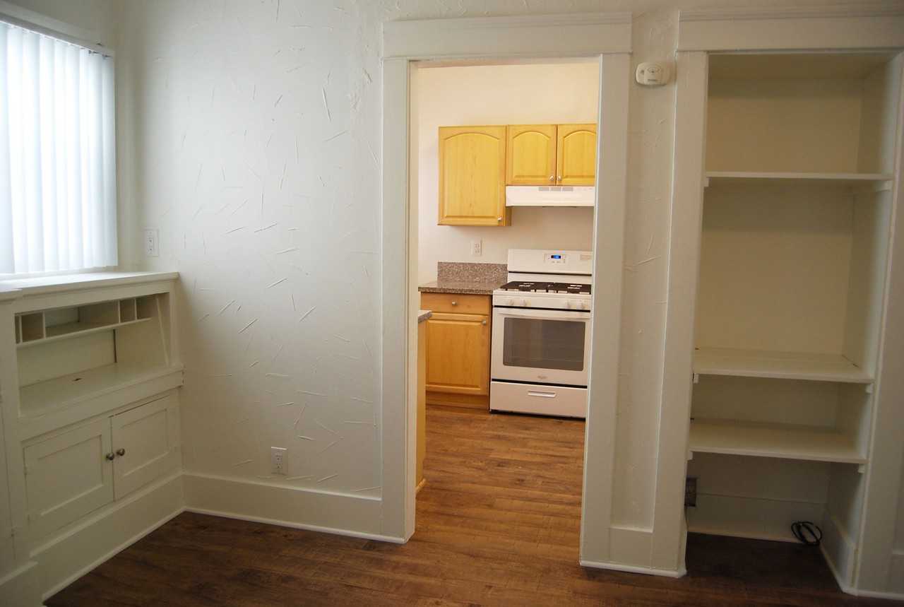 SeaGlass Apartments - Photo 3 of 49