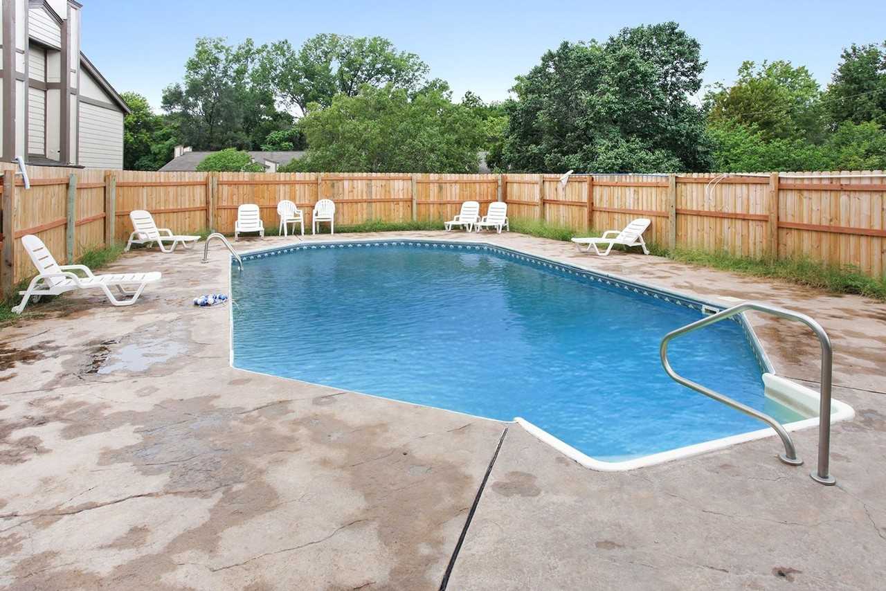 600 SE 291 Hwy - Photo 5 of 8