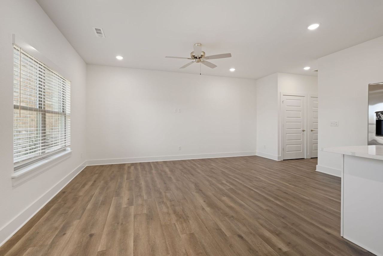 9549 Glen Rd #2300-1EW - Photo 3 of 50