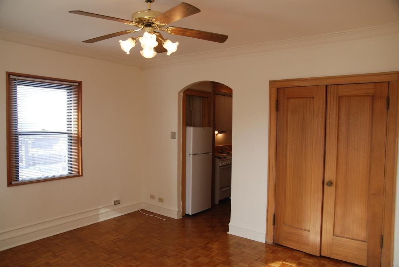 2738 N. Pine Grove - Photo 6 of 50