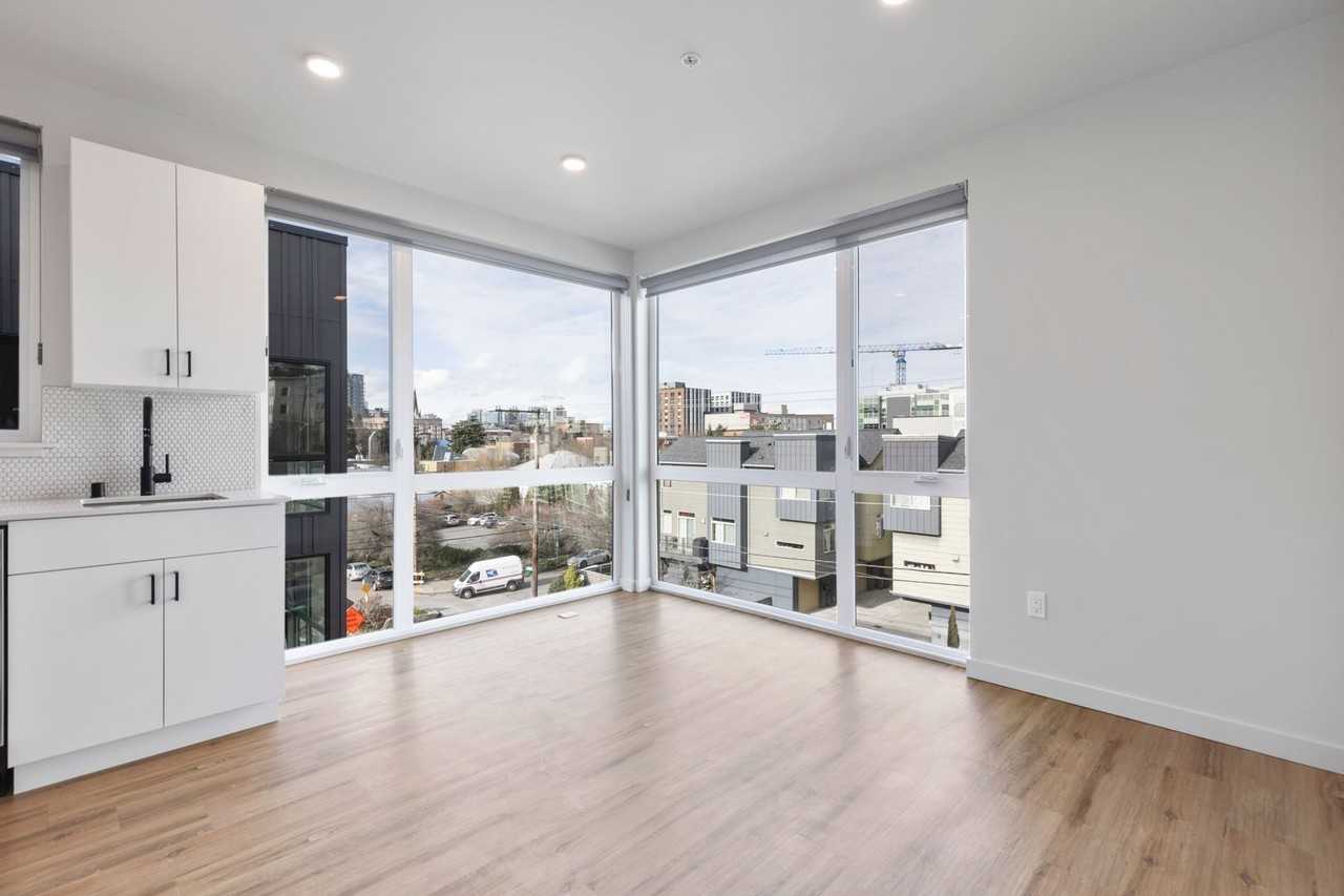 Marion - Photo 7 of 16