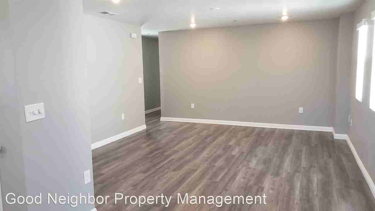 2057 W FLORENCE AVE - Photo 3 of 50