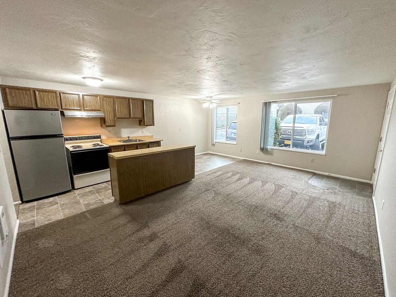 1250 Wallace Rd NW - Photo 5 of 11