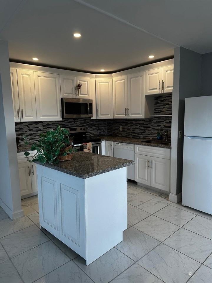 Short Term Rentals In Kings Point, FL Apartments & Houses Available