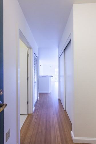 BARCELONA APARTMENTS (MCM08) - Photo 3 of 16