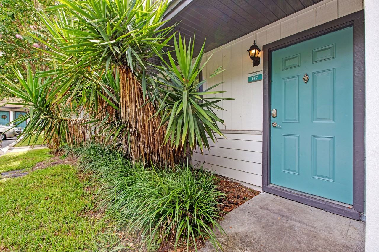 Cypress Villas | 1 & 2 Bedroom Apartments in Gainesville, FL - Photo 4 of 38