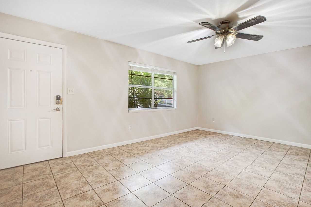 Cypress Villas | 1 & 2 Bedroom Apartments in Gainesville, FL - Photo 7 of 38