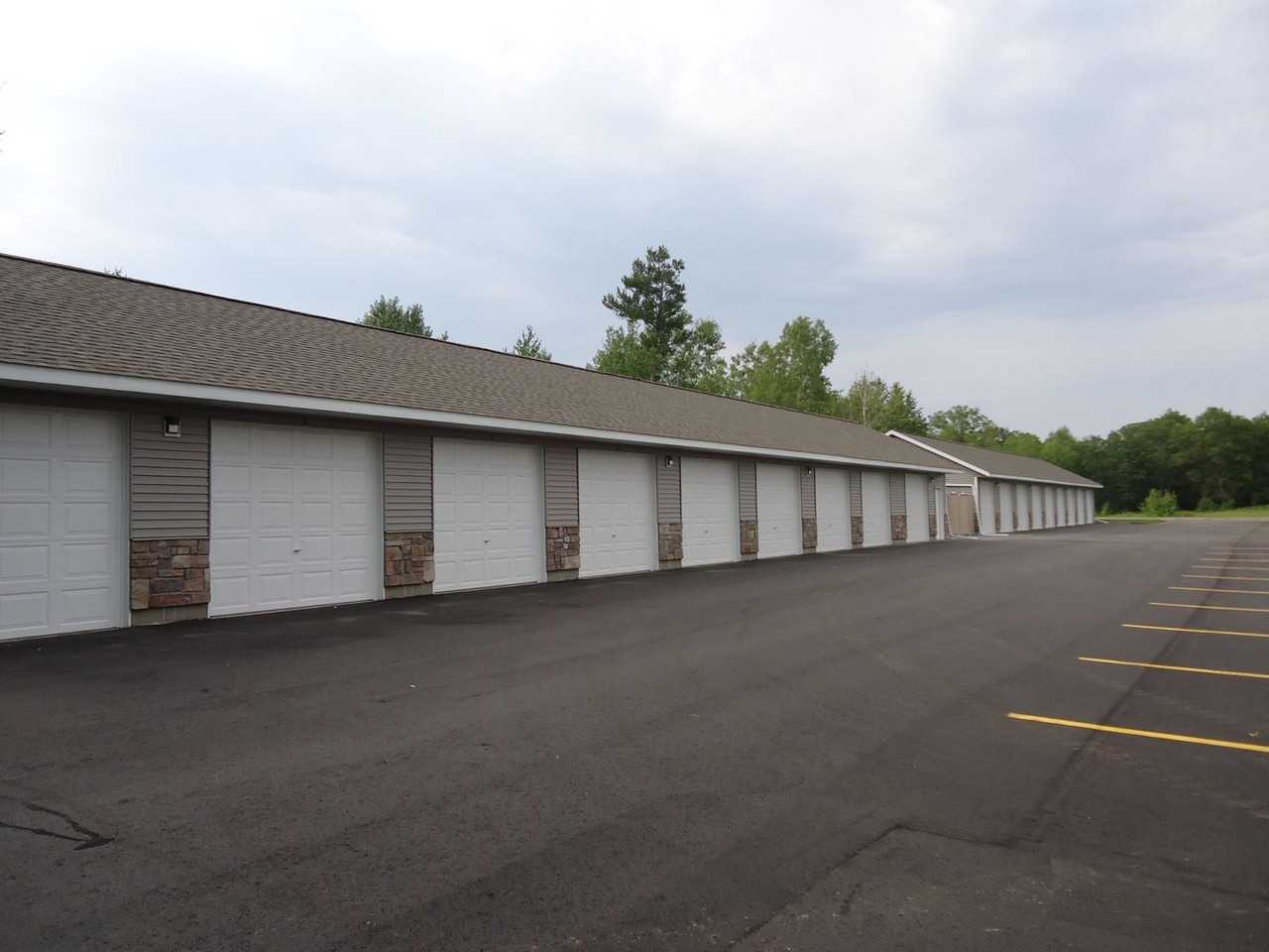 Pine Grove Estates 4 - Photo 5 of 25