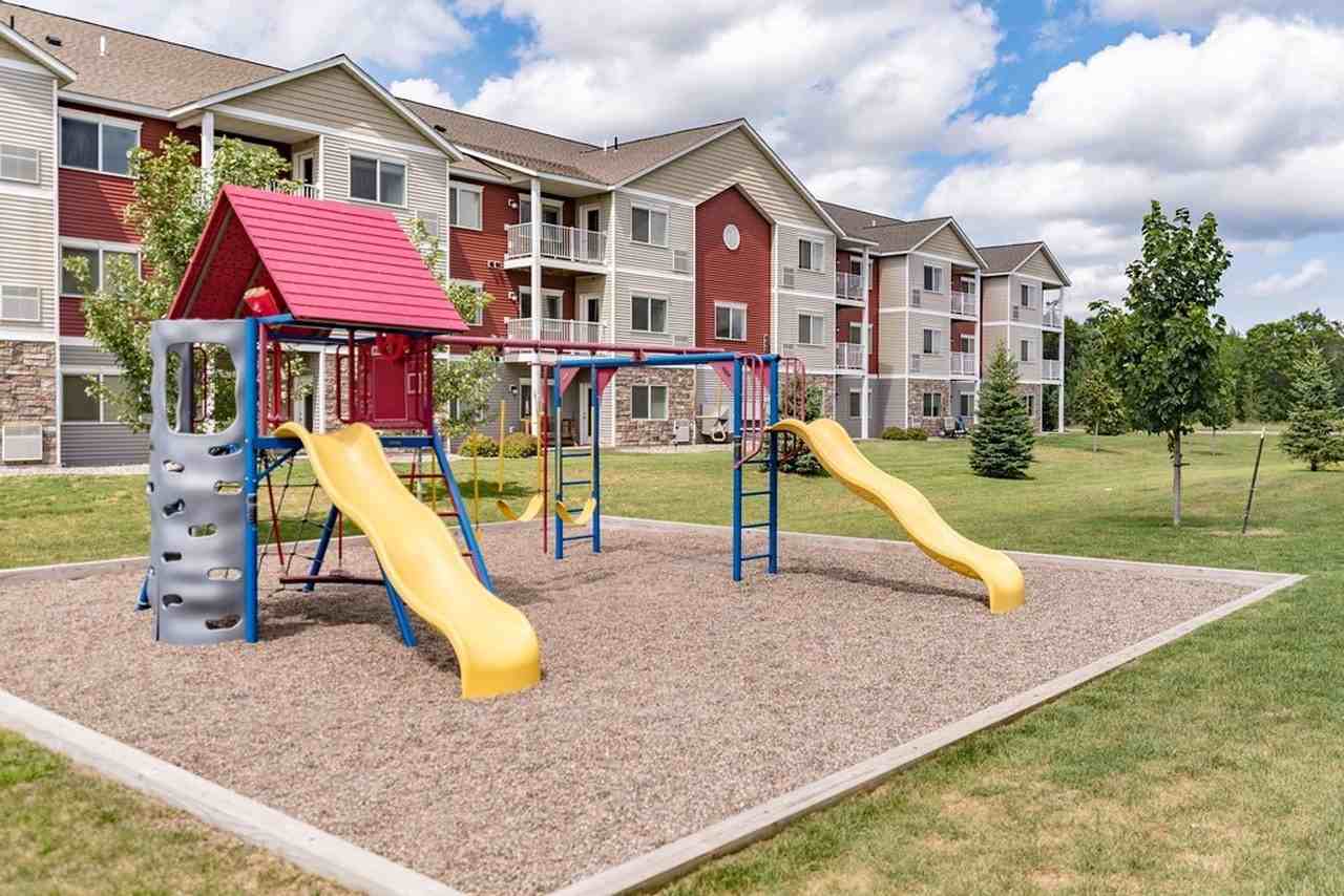 Pine Grove Estates 4 - Photo 6 of 25